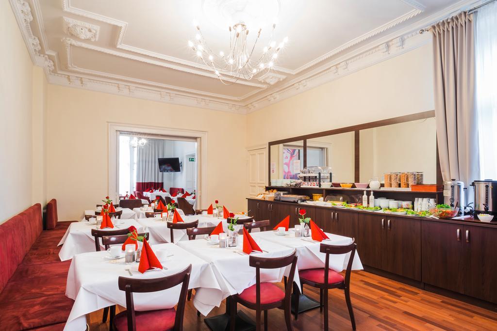 Upper Room Hotel Kurfuerstendamm Berlin Exterior photo