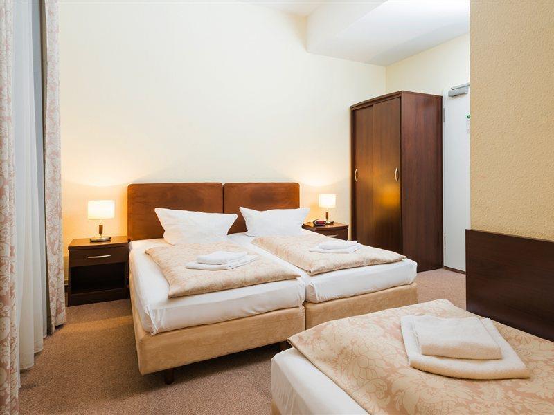 Upper Room Hotel Kurfuerstendamm Berlin Exterior photo